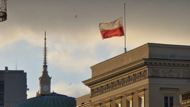 Warszawa w żałobie po zabójstwie prezydenta Gdańska